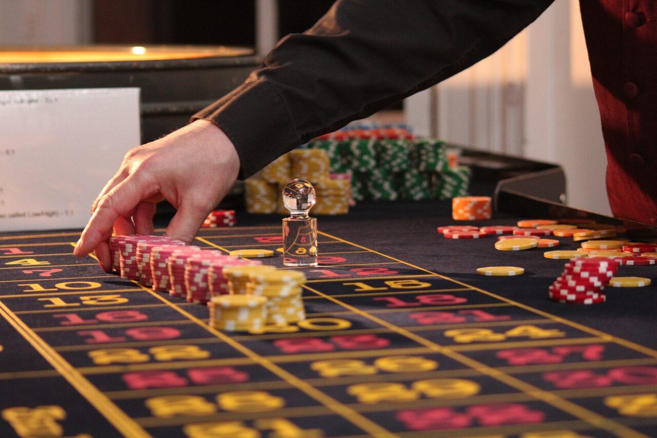 Was ist ein Croupier? Glossar