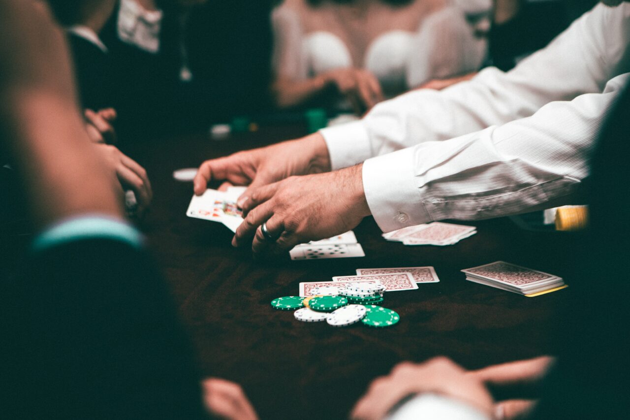 Was ist ein Small Blind beim Poker? Winner-Glossar