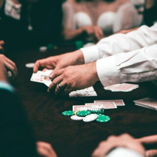 Was ist ein Small Blind beim Poker? Winner-Glossar